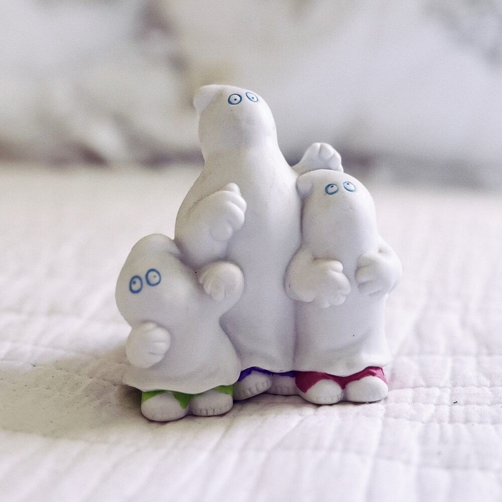 Vintage Porcelain 3 Ghost Figurine Halloween Ghosts Home Decor